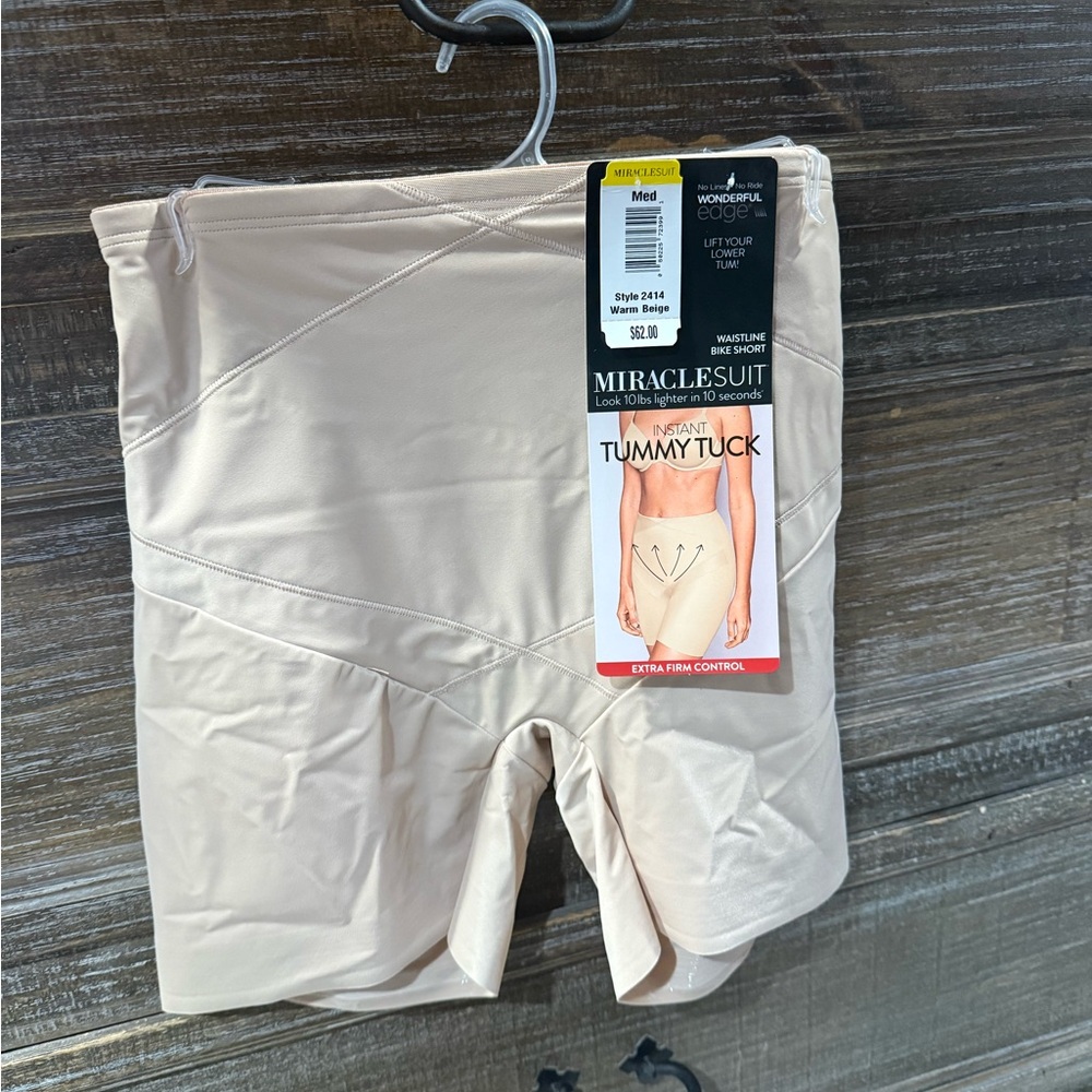 Miraclesuit Warm Beige Instant Tummy Tuck Waistline Bike Short